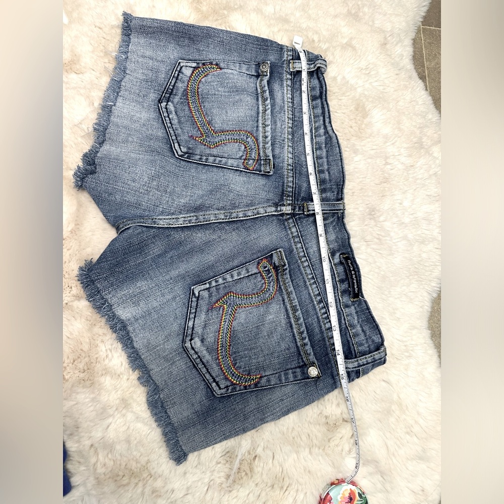 Rock & republic cut off denim shorts size 29